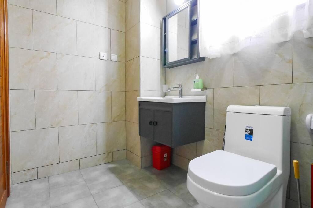 Ultra Modern Apartment In Nyarutarama Kigali Exterior foto
