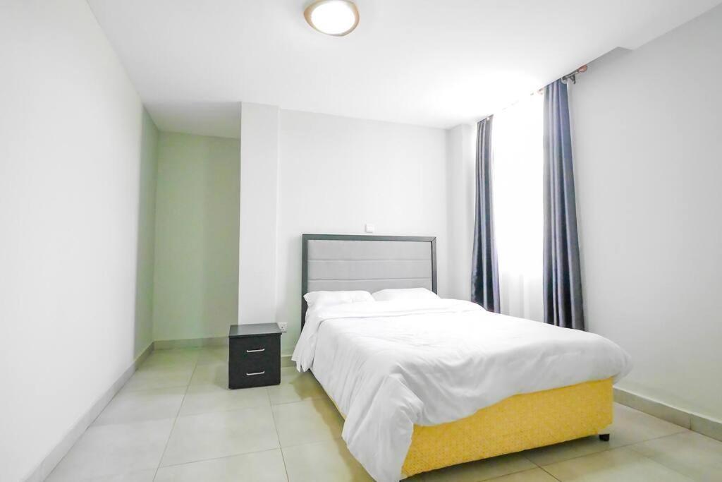 Ultra Modern Apartment In Nyarutarama Kigali Exterior foto