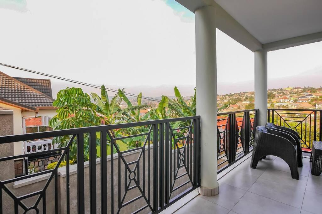 Ultra Modern Apartment In Nyarutarama Kigali Exterior foto