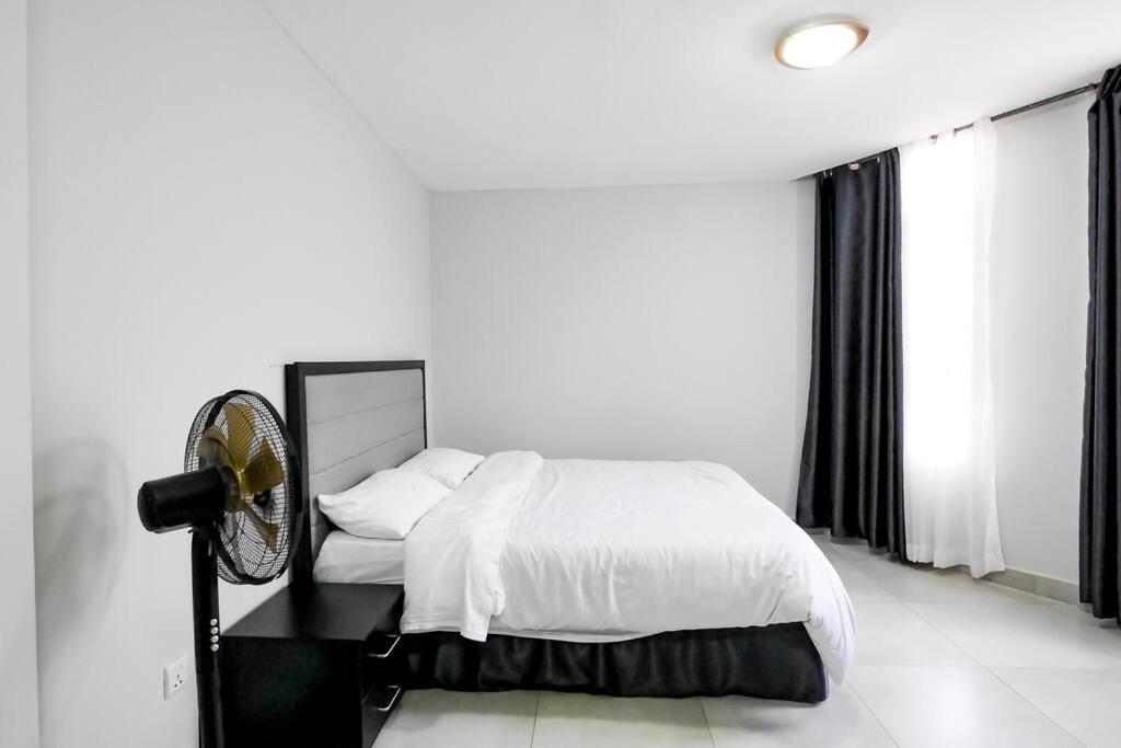Ultra Modern Apartment In Nyarutarama Kigali Exterior foto