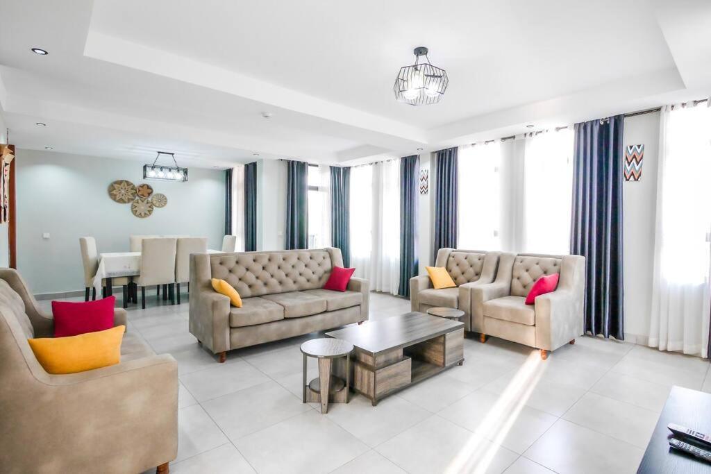 Ultra Modern Apartment In Nyarutarama Kigali Exterior foto